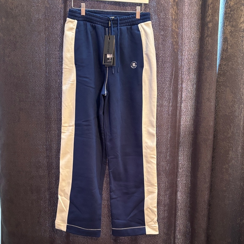 Stylish Women's Blue and White Joggers and T-shirt